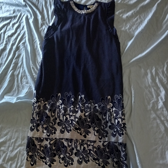 Navy Pattern Dress - Picture 4 of 6